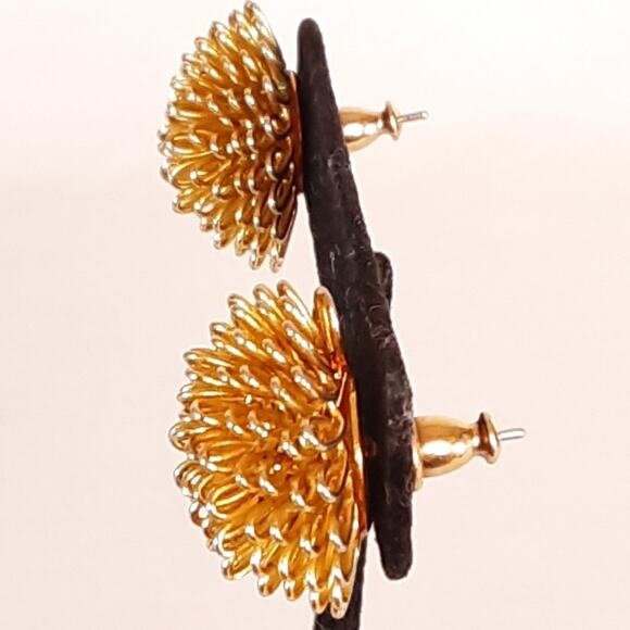 Spike Dome Stud Earrings Gold Tone Post Back - Picture 4 of 8